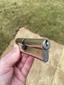 Correct Cylinder
